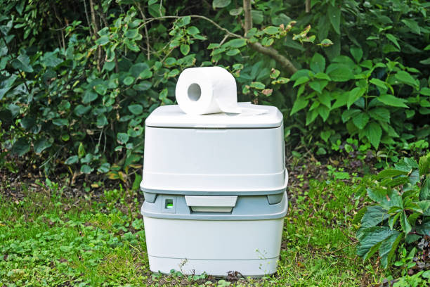 Best Portable restroom trailer rental  in Brooklyn, OH